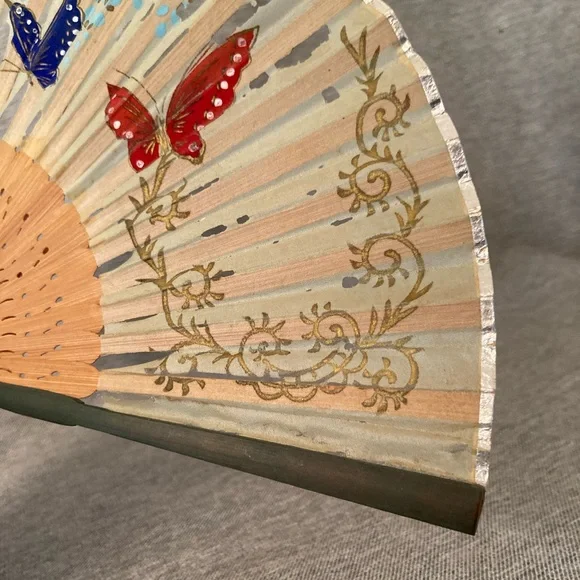 Butterfly Floral Vintage Folding Fan - Picture 5 of 16